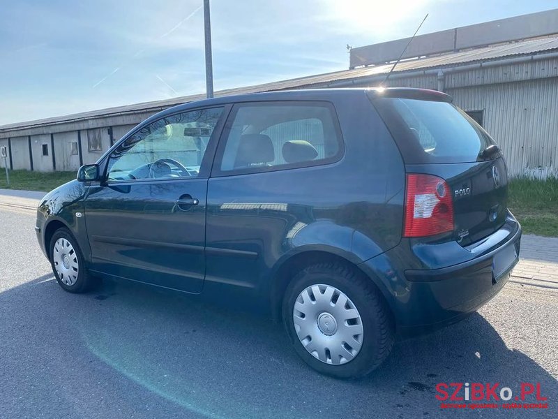 2003' Volkswagen Polo photo #5