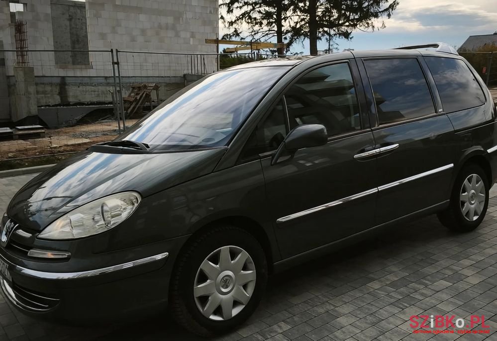 2008' Peugeot 807 photo #2