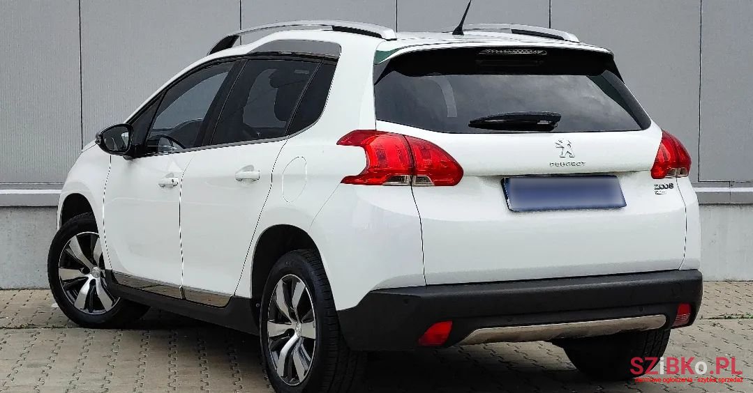 2015' Peugeot 2008 photo #5