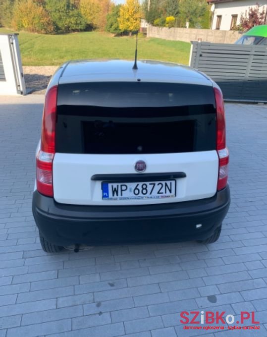 2010' Fiat Panda photo #3