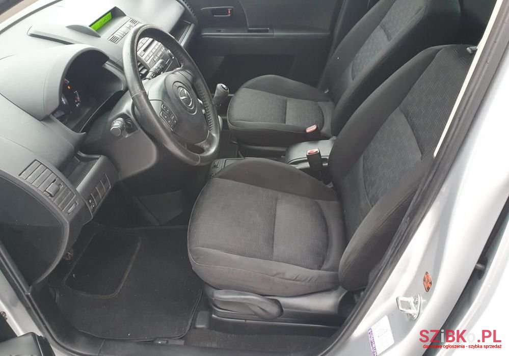 2008' Mazda 5 1.8 Exclusive photo #4