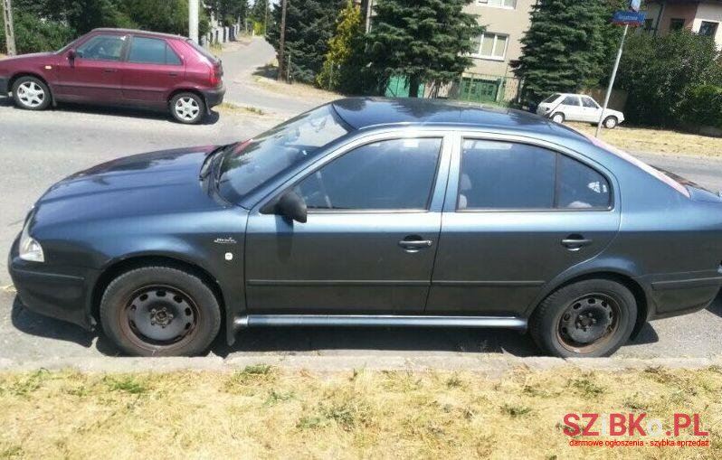 2004' Skoda Octavia photo #1