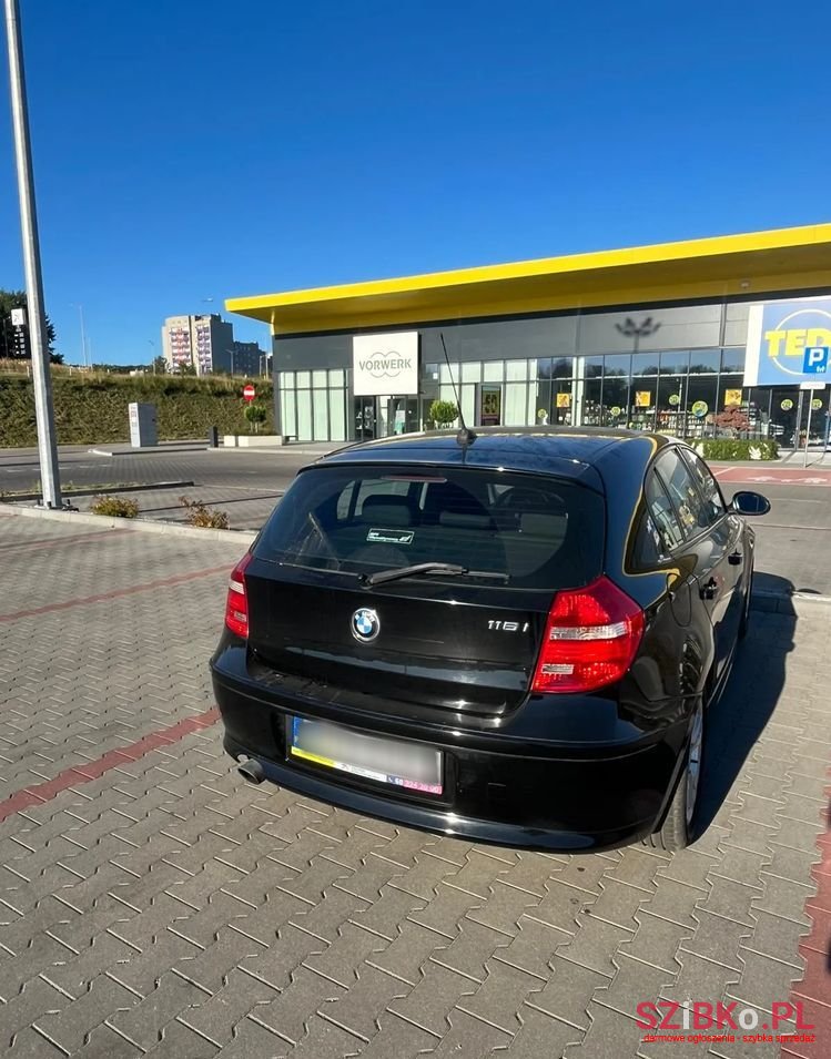 2008' BMW 1 Series 116I photo #4