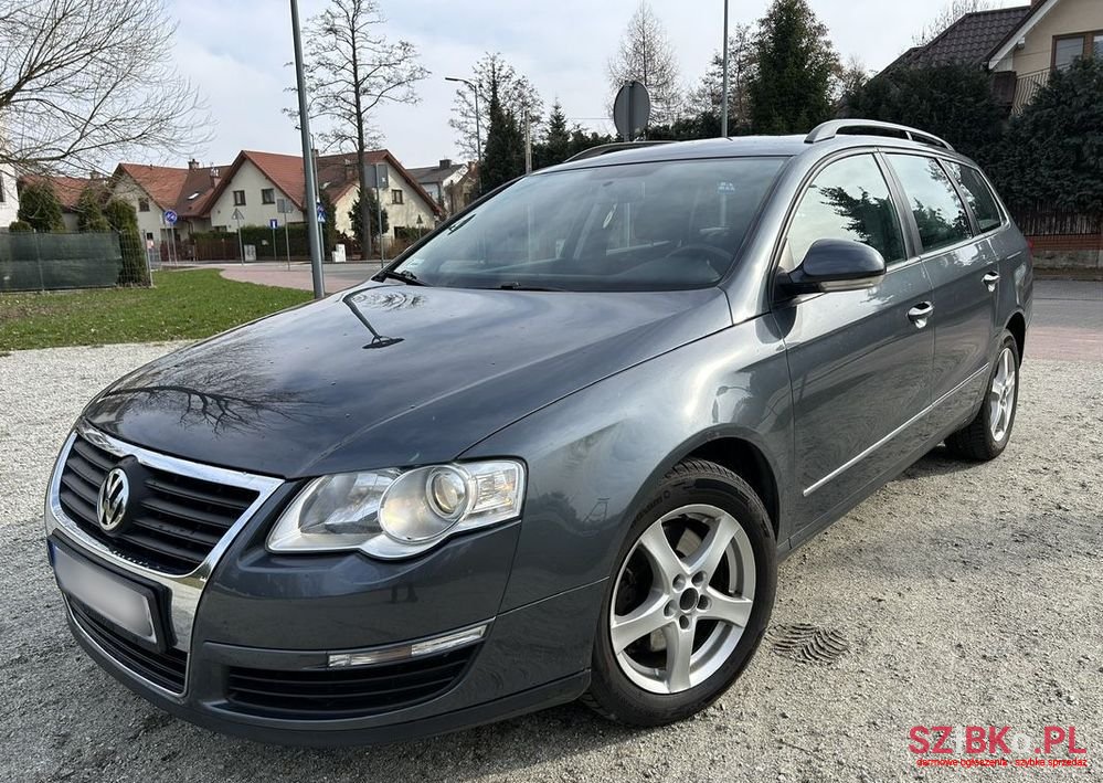 2008' Volkswagen Passat Variant photo #1