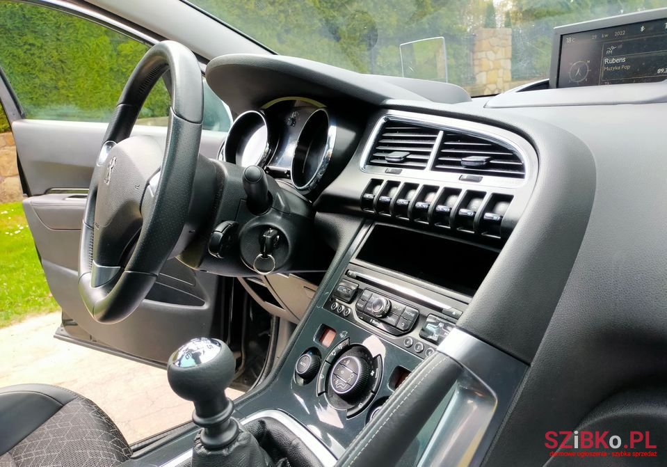 2014' Peugeot 3008 photo #5