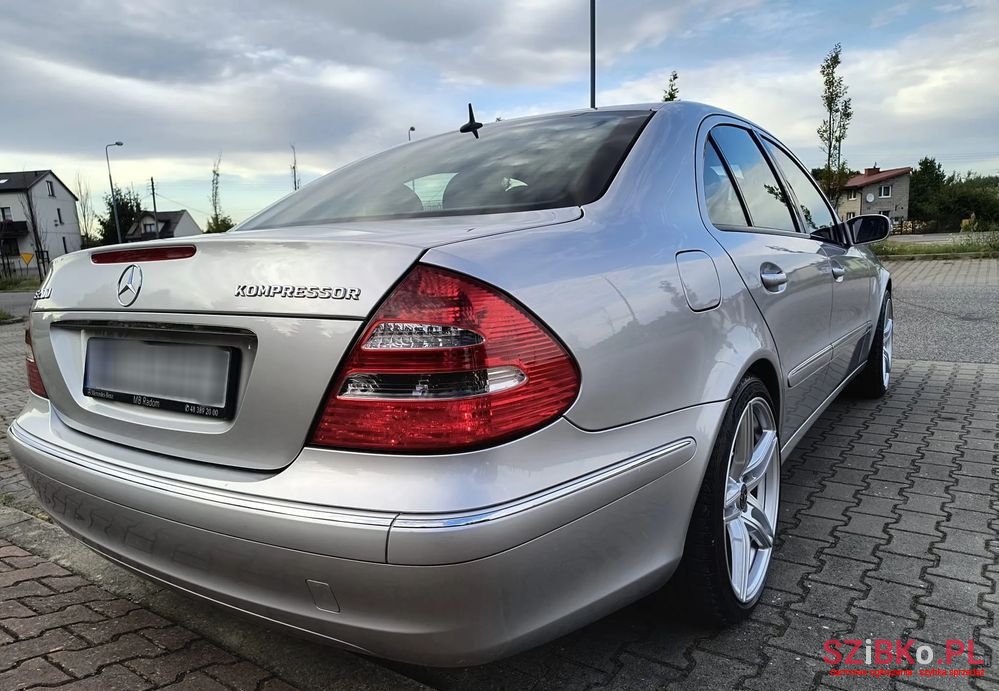 2003' Mercedes-Benz E-Class photo #4