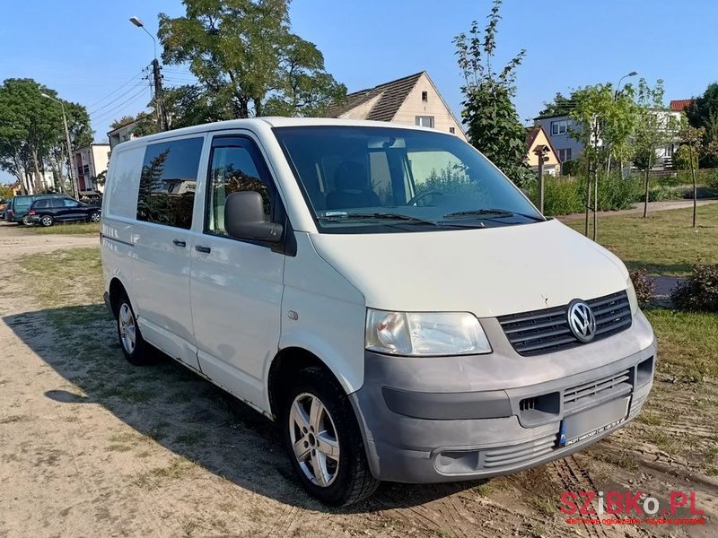 2008' Volkswagen Transporter photo #2