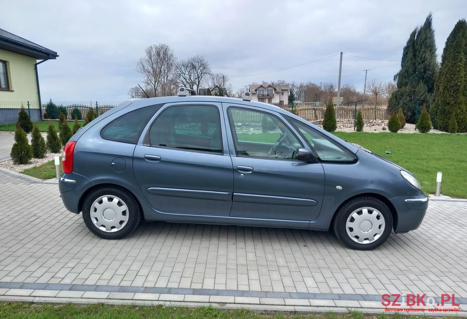 2006' Citroen Xsara Picasso photo #3