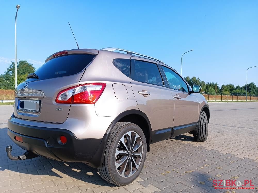 2012' Nissan Qashqai photo #2