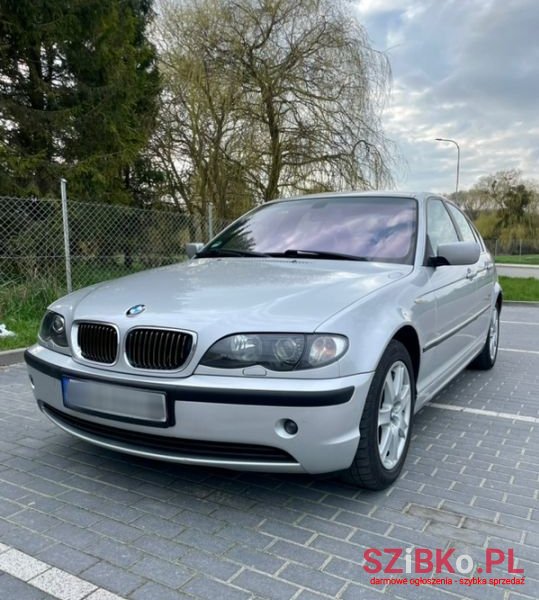 2004' BMW 3 Series photo #2