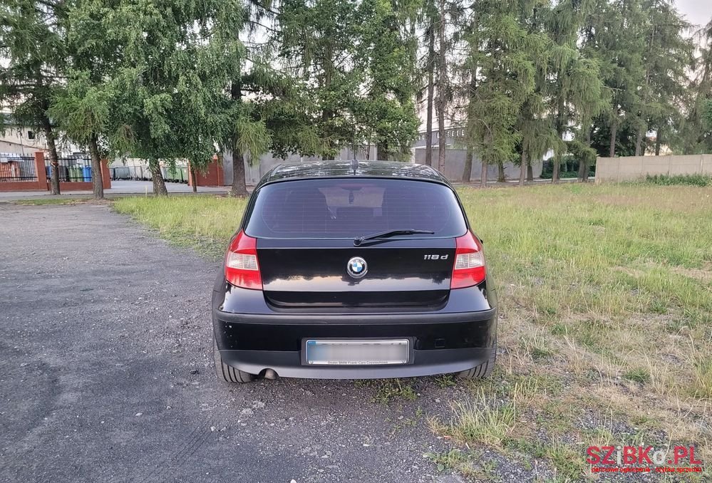 2005' BMW 1 Series 118D photo #4