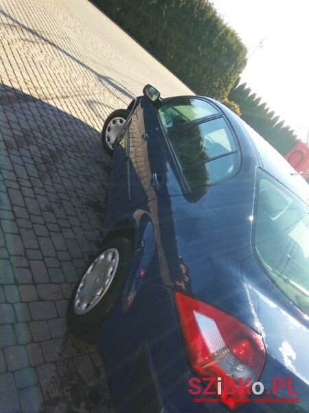 2004' Renault Megane photo #3