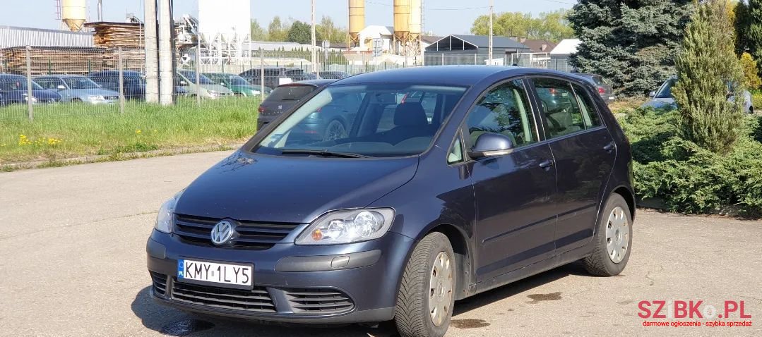 2007' Volkswagen Golf photo #1