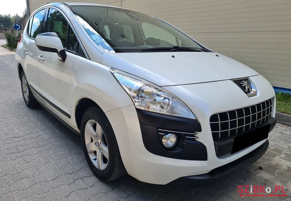 2012' Peugeot 3008 photo #2