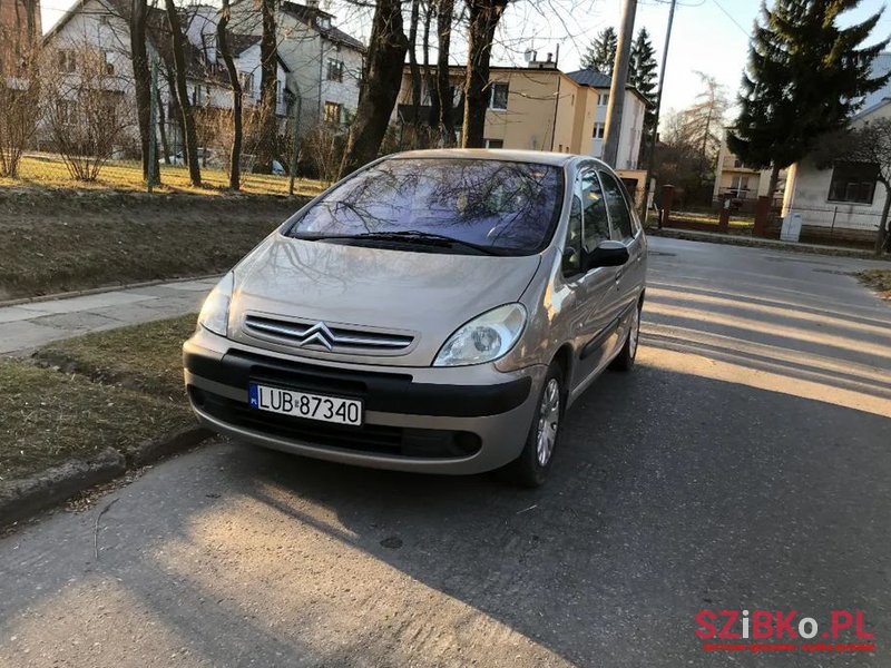 2005' Citroen Xsara Picasso photo #1