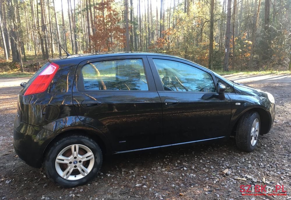 2007' Fiat Punto photo #5