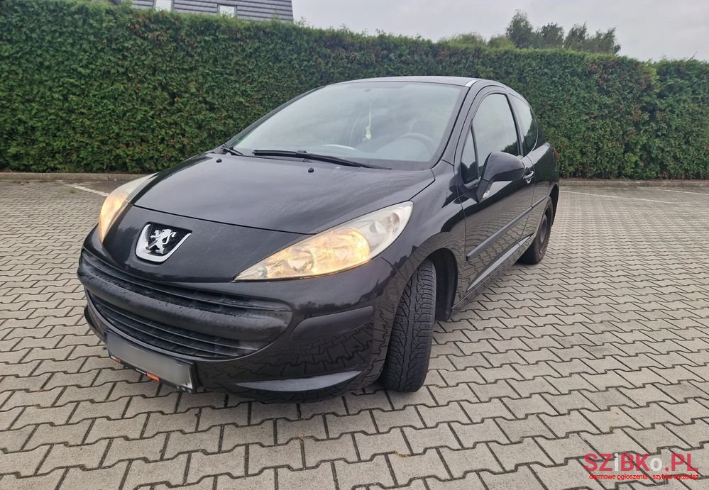 2006' Peugeot 207 photo #2