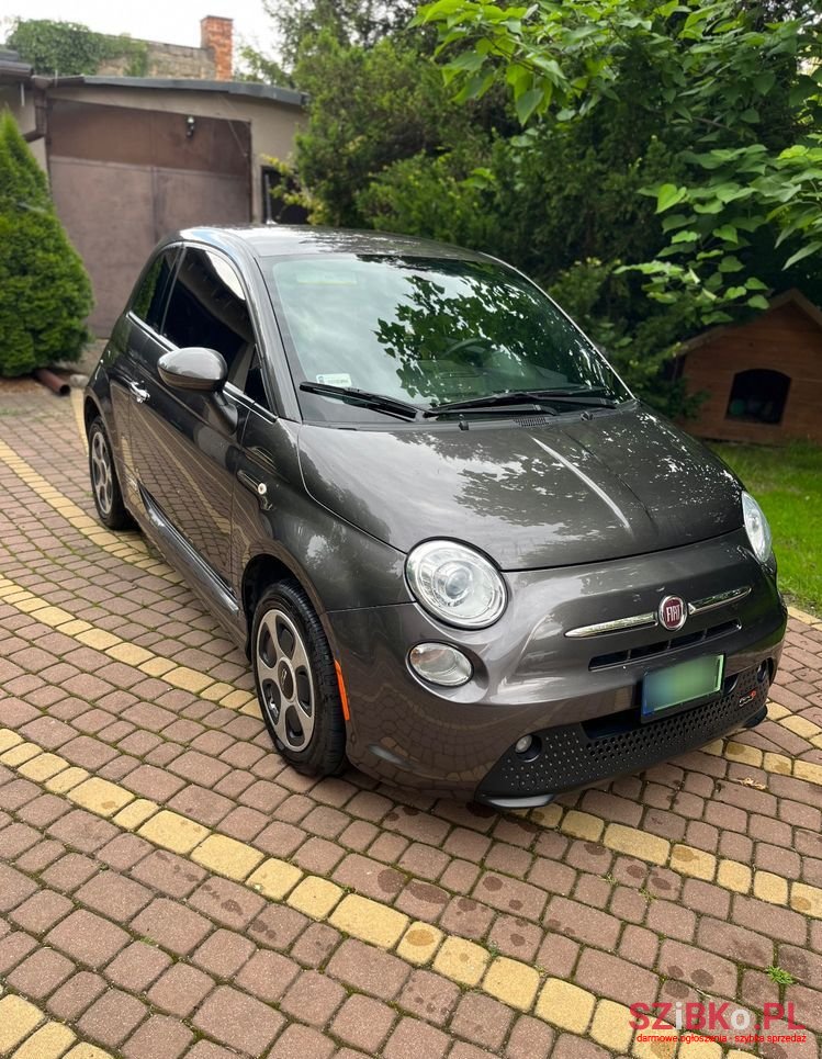 2017' Fiat 500 500E photo #1