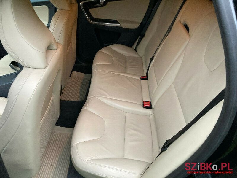 2012' Volvo XC60 photo #6