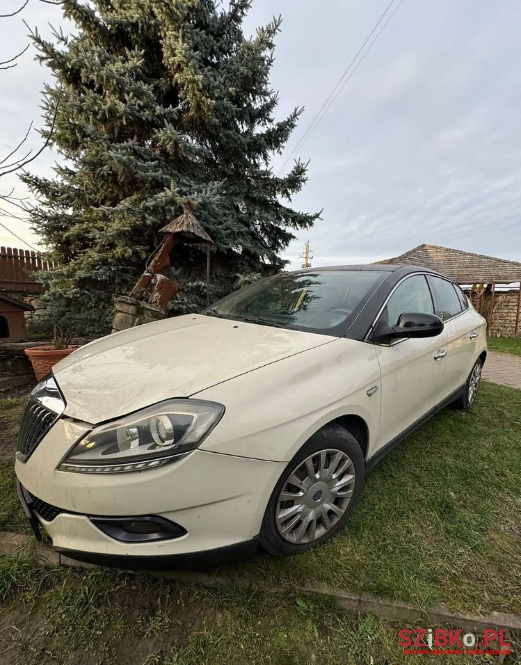 2009' Lancia Delta 2.0 Mj Platino photo #2