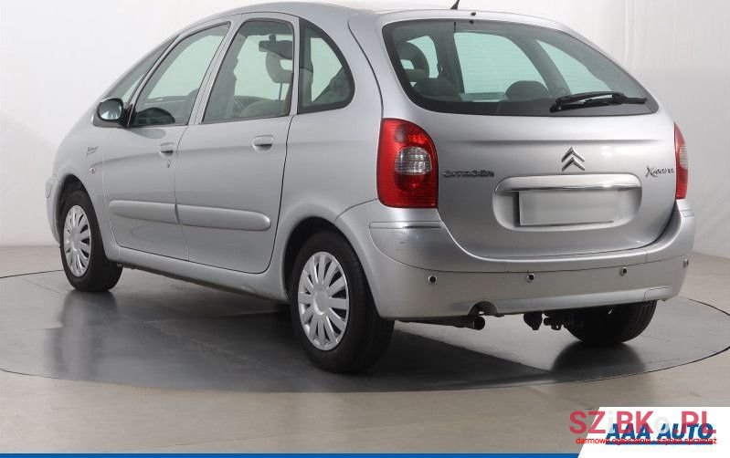 2007' Citroen Xsara Picasso photo #3