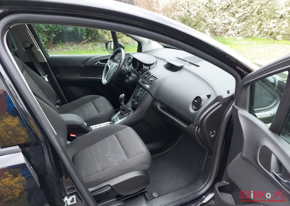 2012' Opel Meriva photo #6