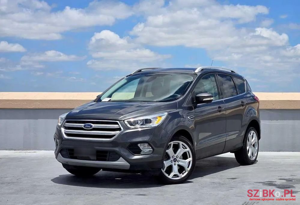 2019' Ford Escape 2.0 Ecoboost Awd Titanium photo #1