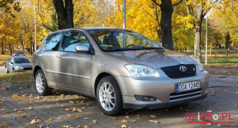 2002' Toyota Corolla photo #1