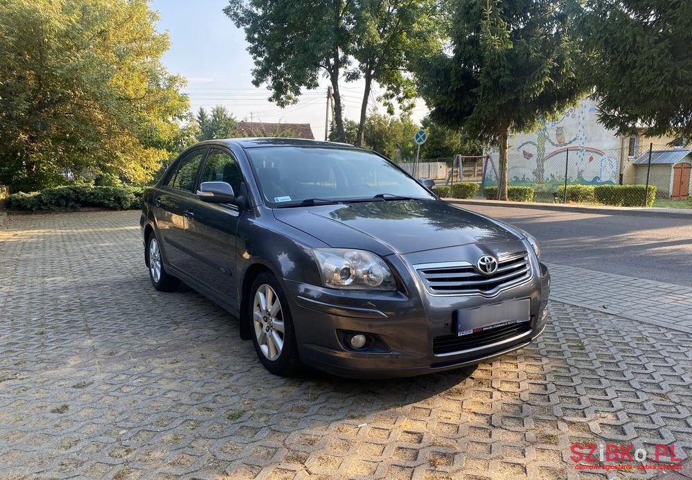 2008' Toyota Avensis 1.8 Vvt-I Sol photo #1