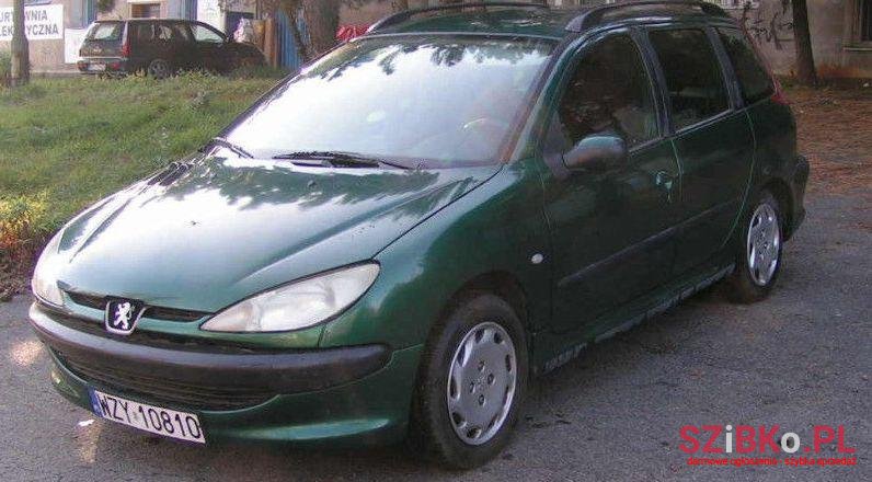 2003' Peugeot 206 photo #1