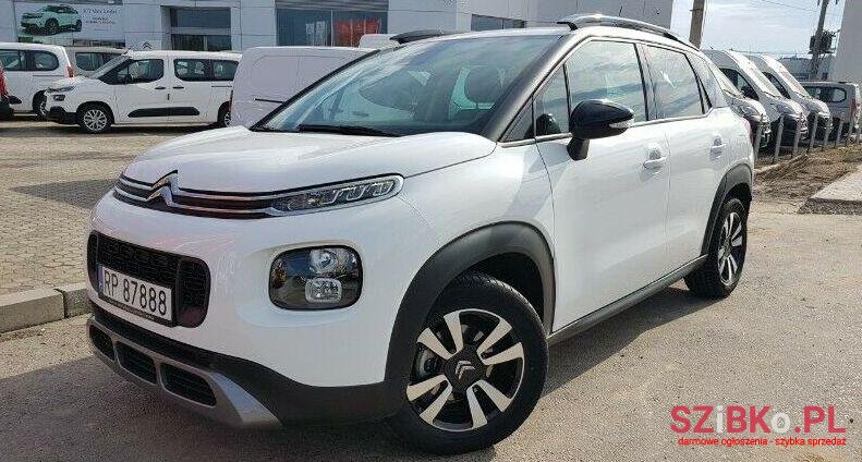 2019' Citroen C3 Picasso photo #1