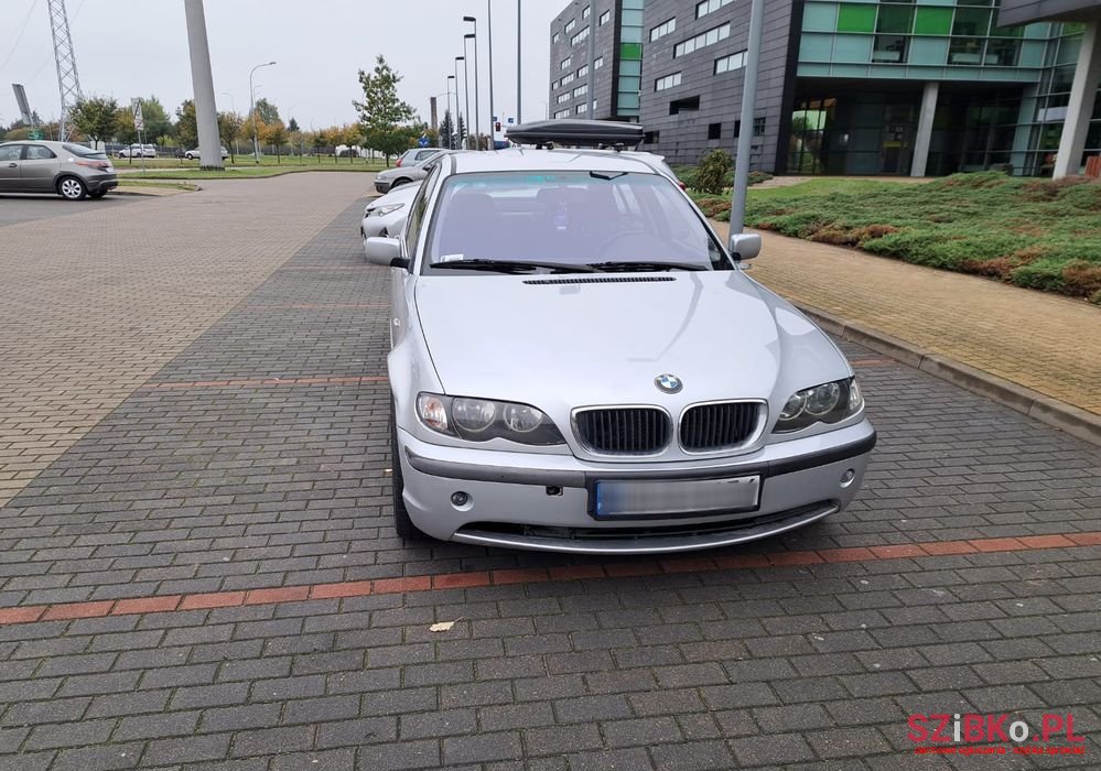 2003' BMW 3 Series photo #5