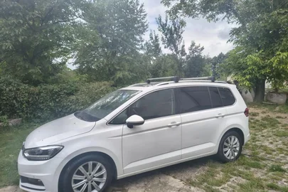 2017' Volkswagen Touran