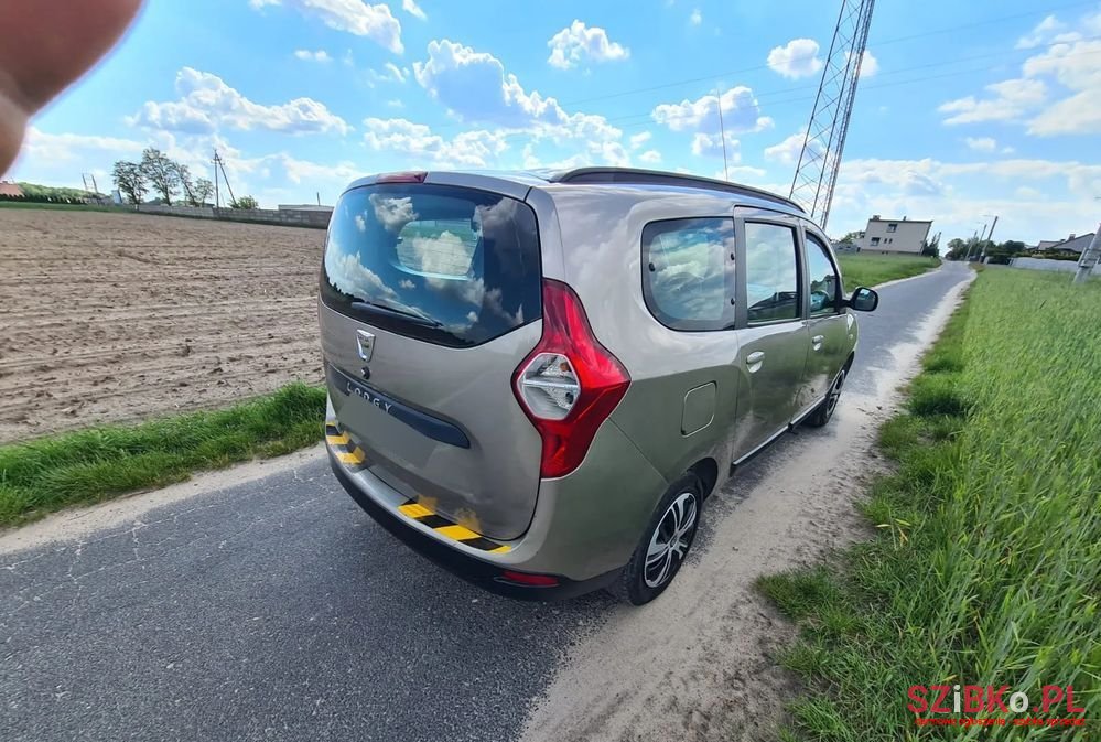 2013' Dacia Lodgy Dci 110 Prestige photo #3