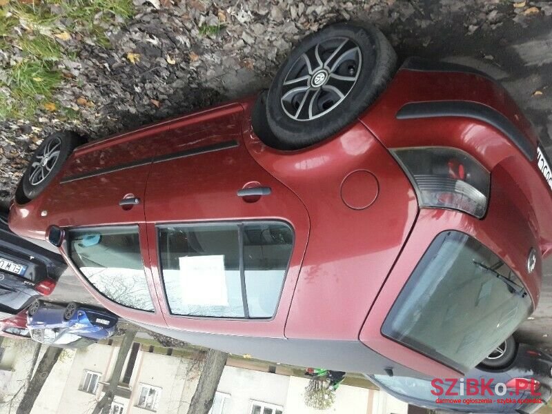 2000' Volkswagen Golf photo #1