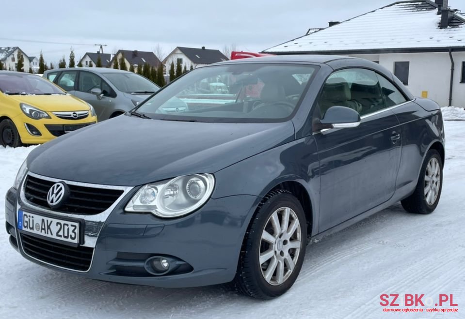 2006' Volkswagen Eos photo #2