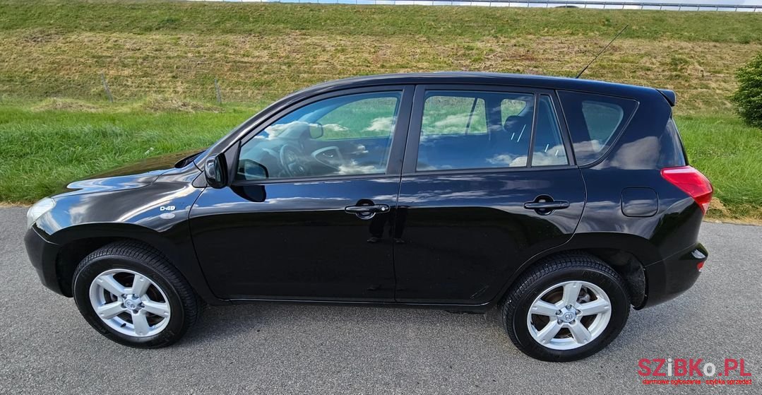 2007' Toyota RAV4 photo #5