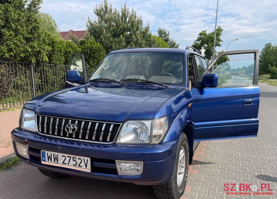 2001' Toyota Land Cruiser photo #4