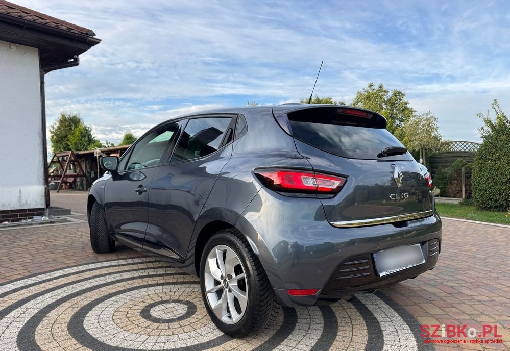 2016' Renault Clio photo #5