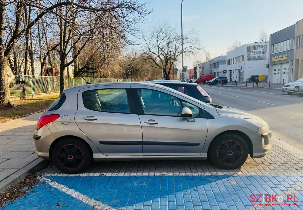 2010' Peugeot 308 photo #1