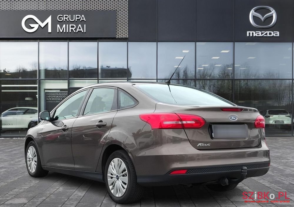 2017' Ford Focus 1.6 Trend photo #3