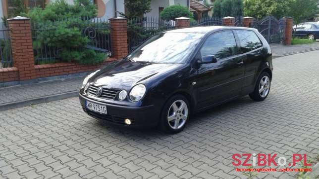 2003' Volkswagen Polo TDI photo #1