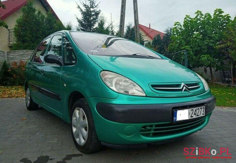 2000' Citroen Xsara Picasso photo #1