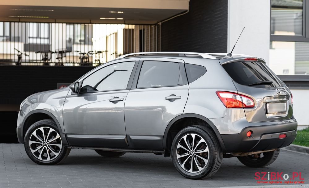 2012' Nissan Qashqai 2.0 4X4 Tekna Cvt photo #2