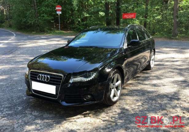 2010' Audi A4 photo #1