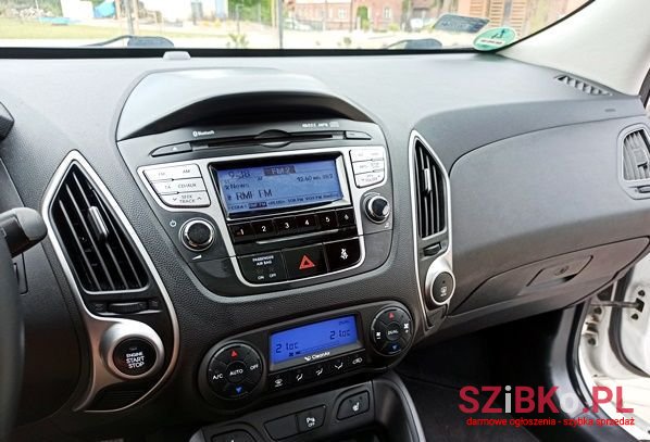 2011' Hyundai ix35 photo #4