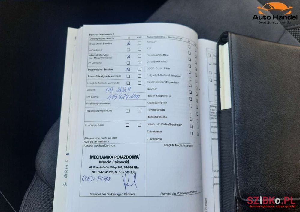 2012' Volkswagen Tiguan photo #6