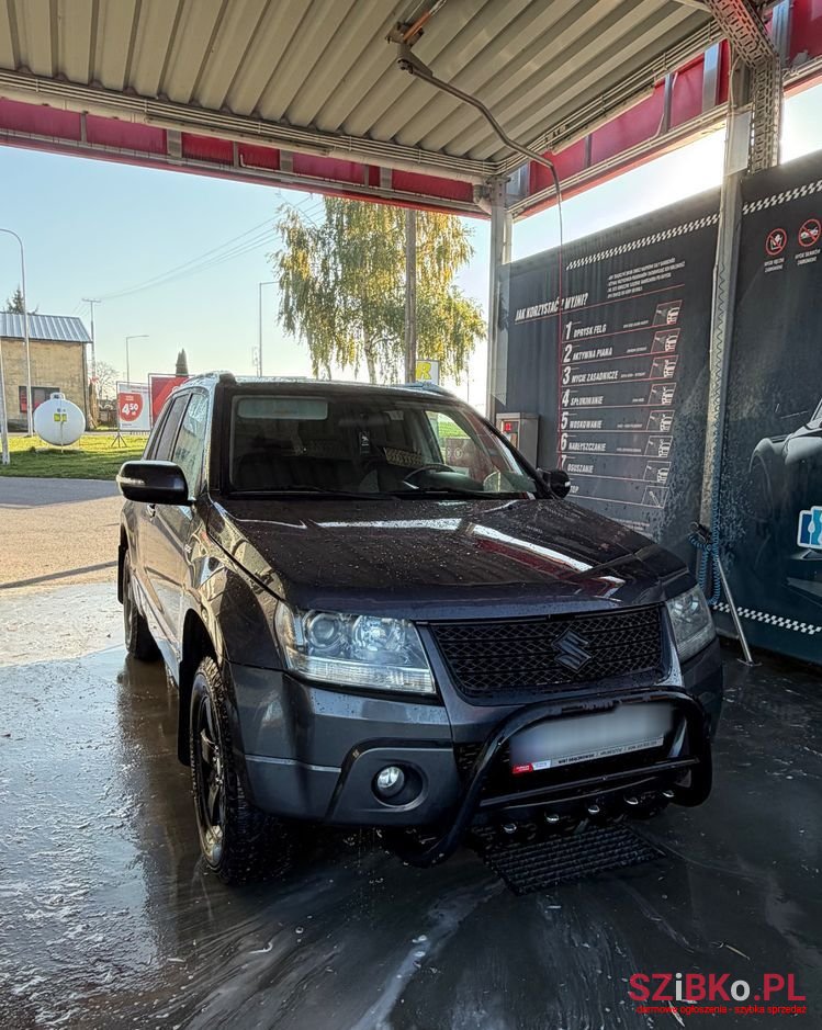 2012' Suzuki Grand Vitara photo #1