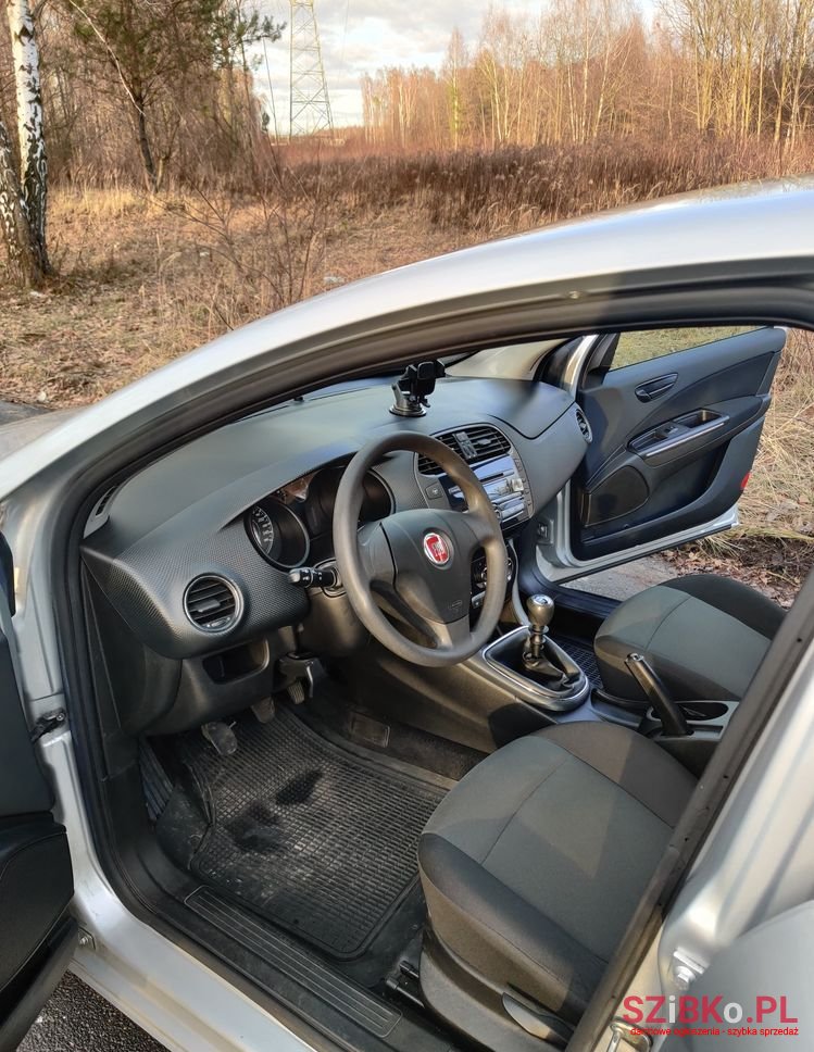 2010' Fiat Bravo 1.9 Multijet Active photo #4