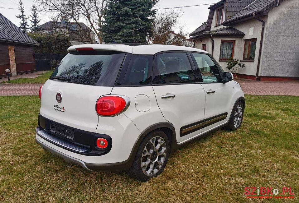 2014' Fiat 500L photo #4